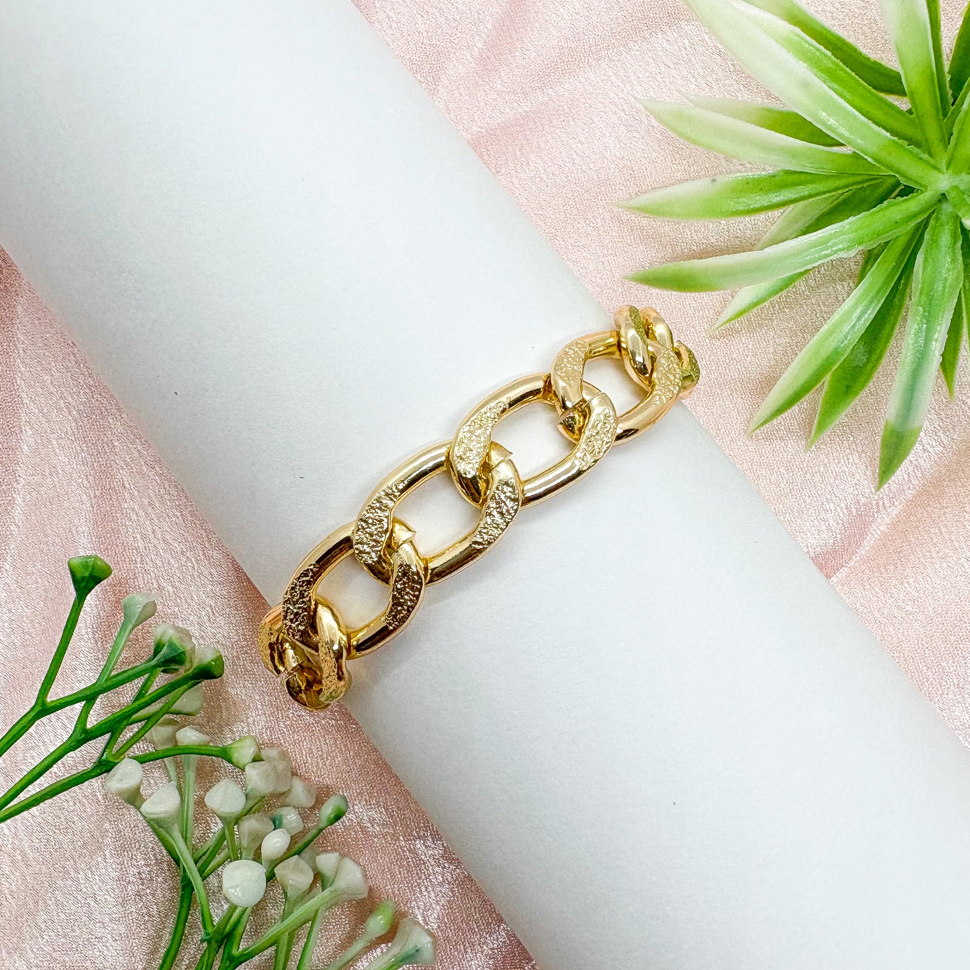 Chunky Textured Gold Chain Bracelet