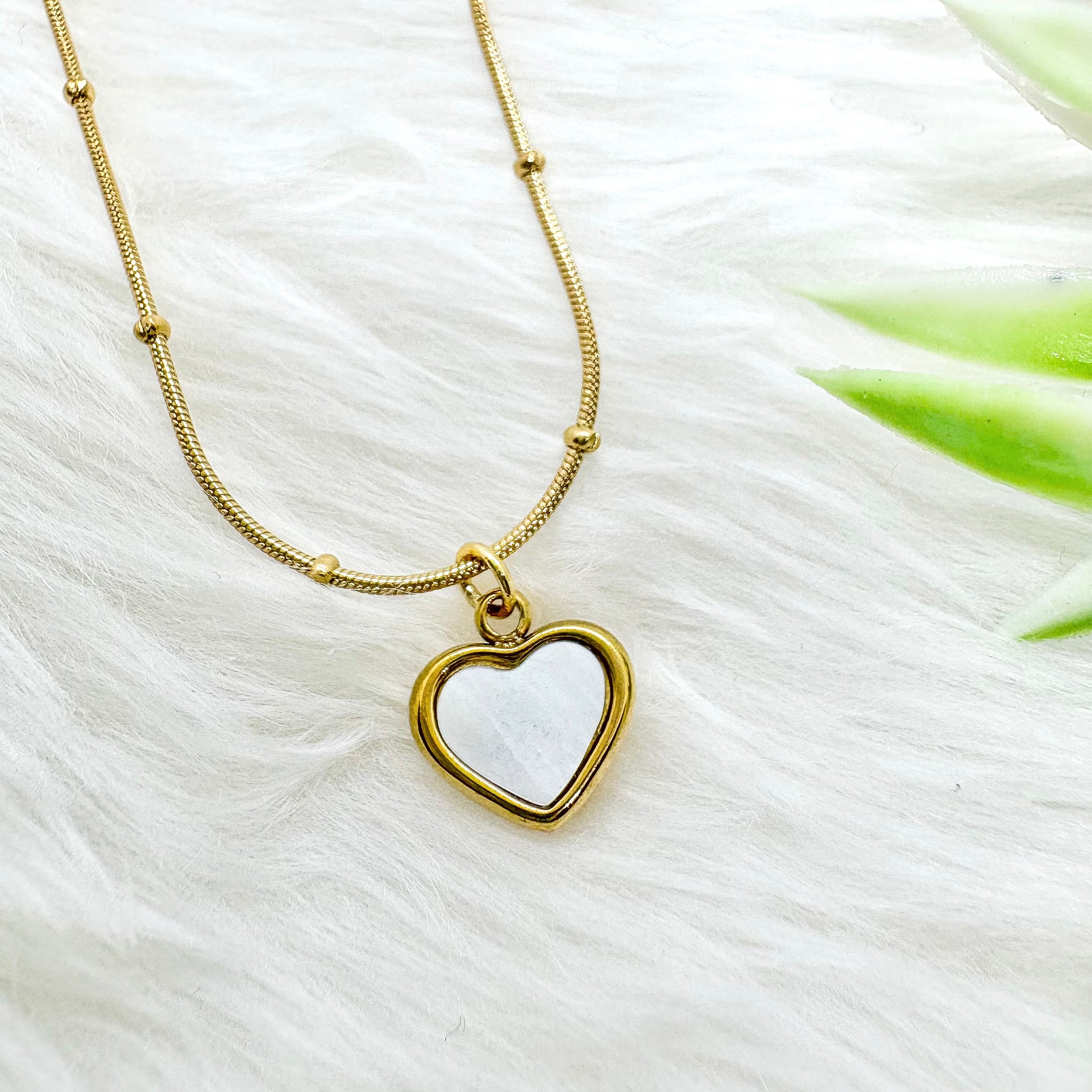 Dreamy Pearl Heart Pendant Necklace