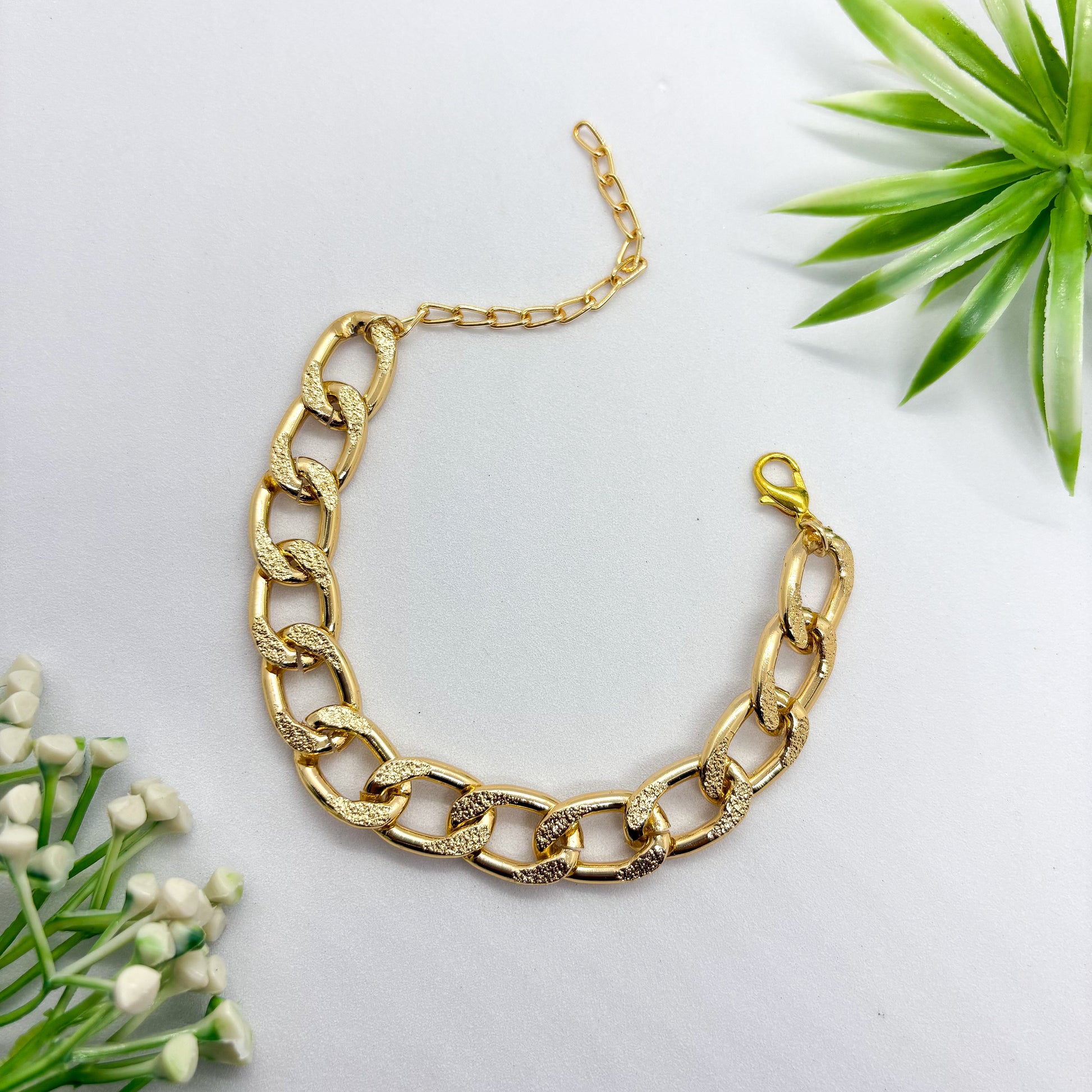 Chunky Textured Gold Chain Bracelet