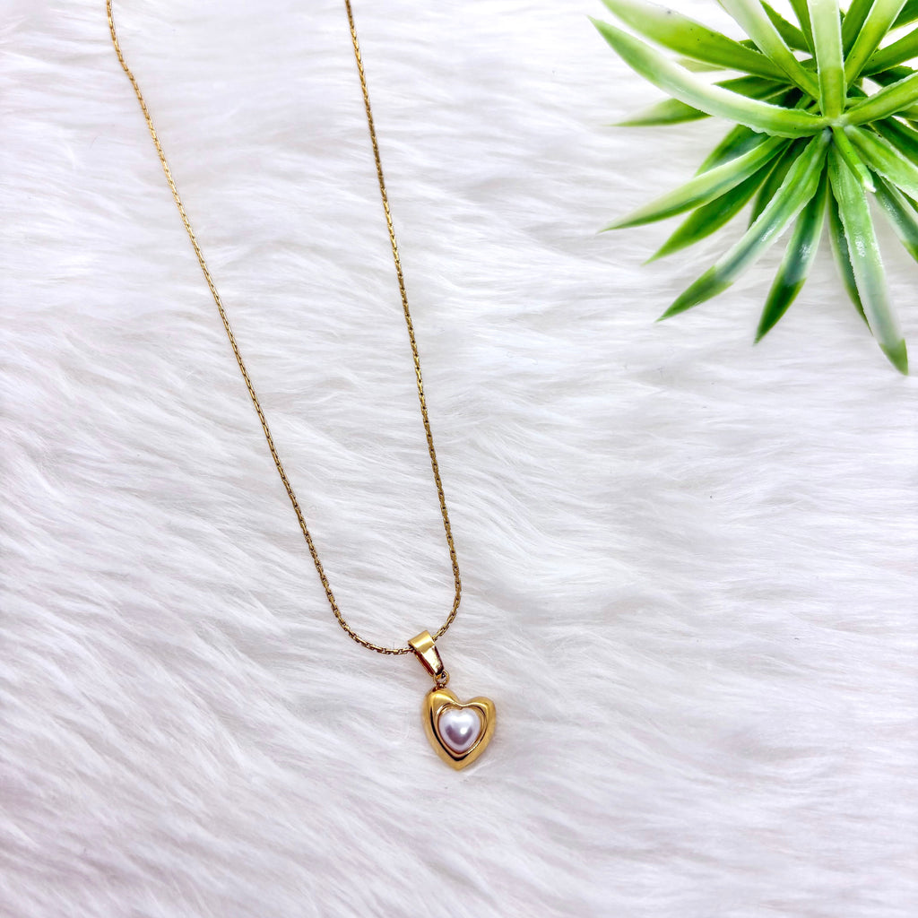 Pearl Heart Love Necklace