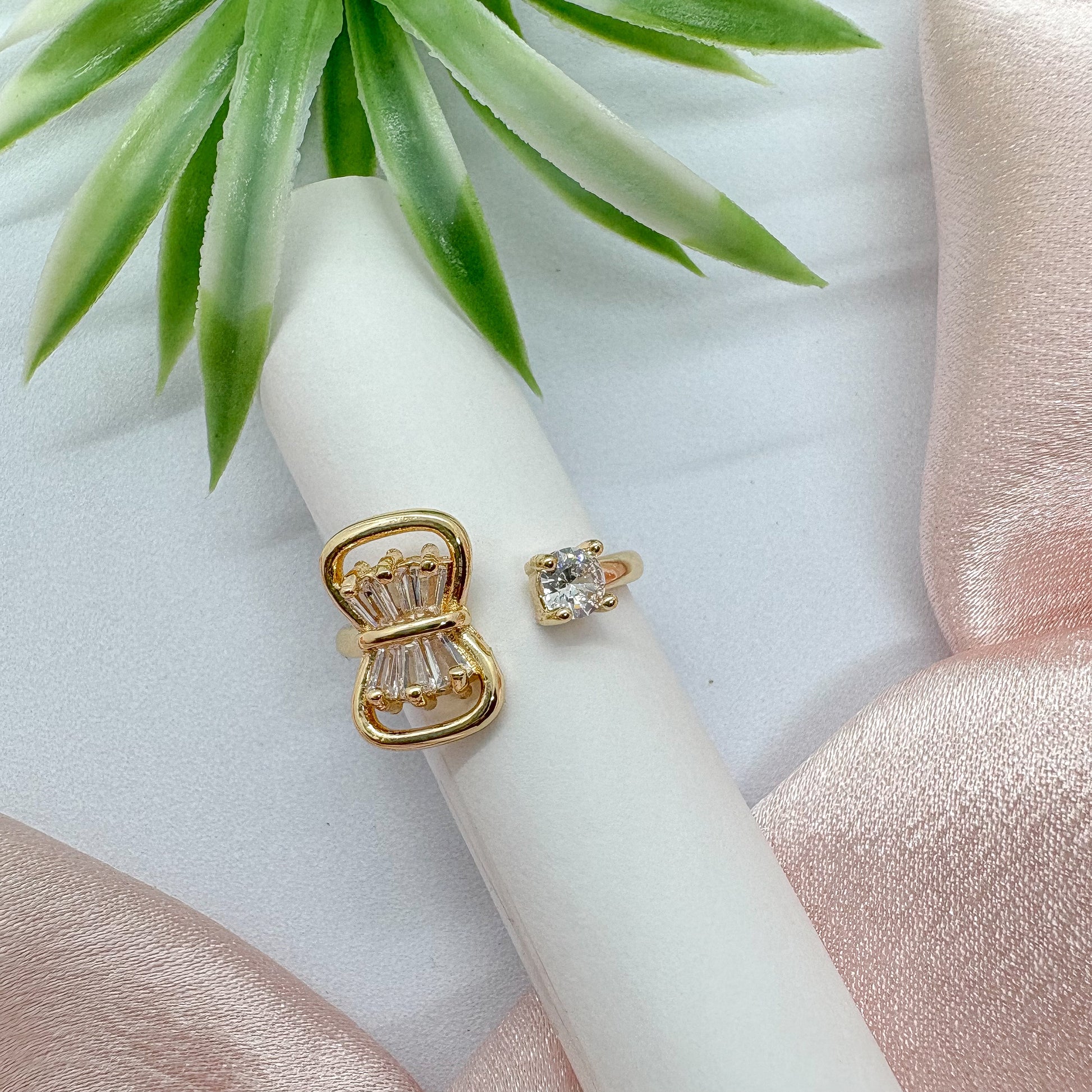 Everyday Bow Ring (Adjustable)