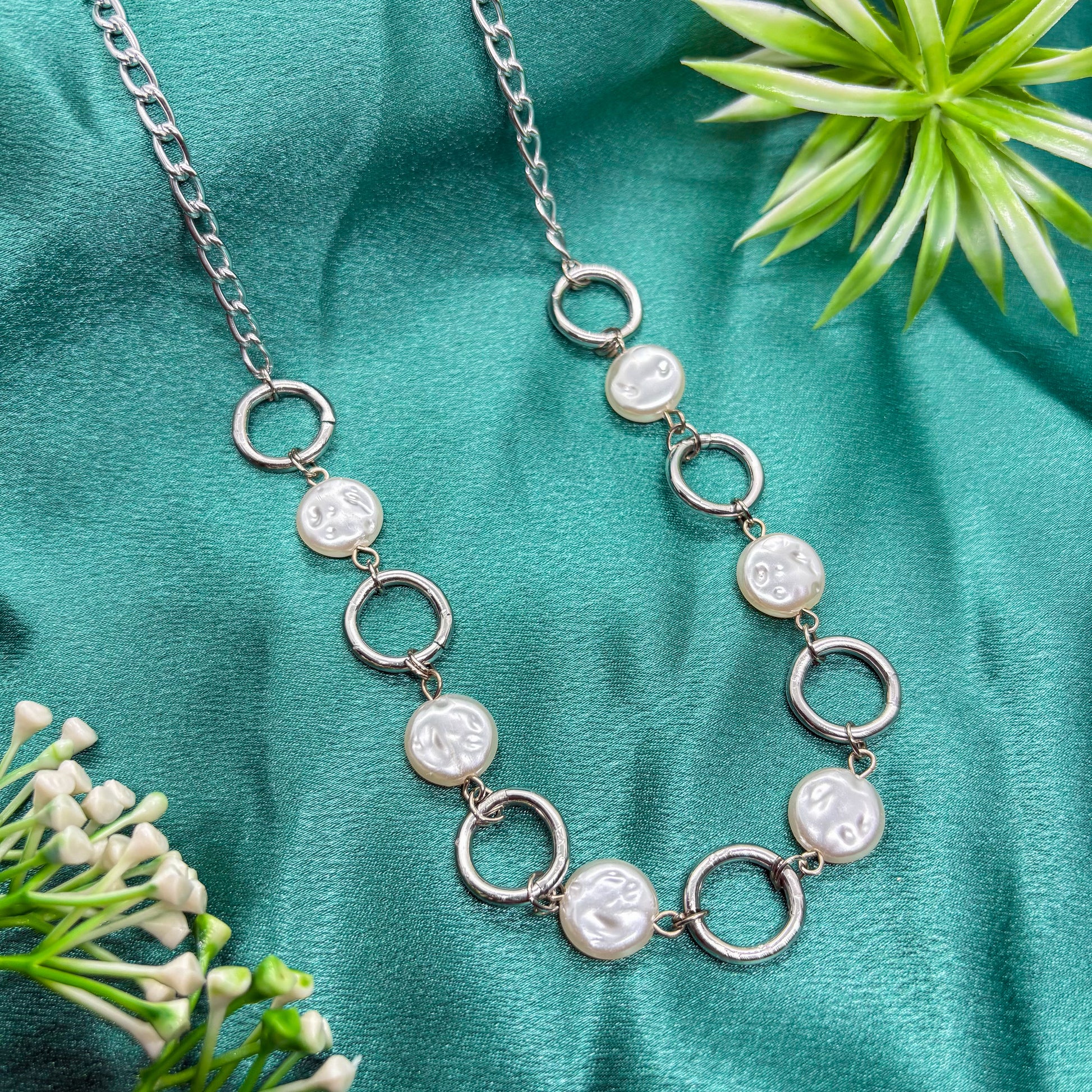 Pearl Coin Circular Link Silver Necklace