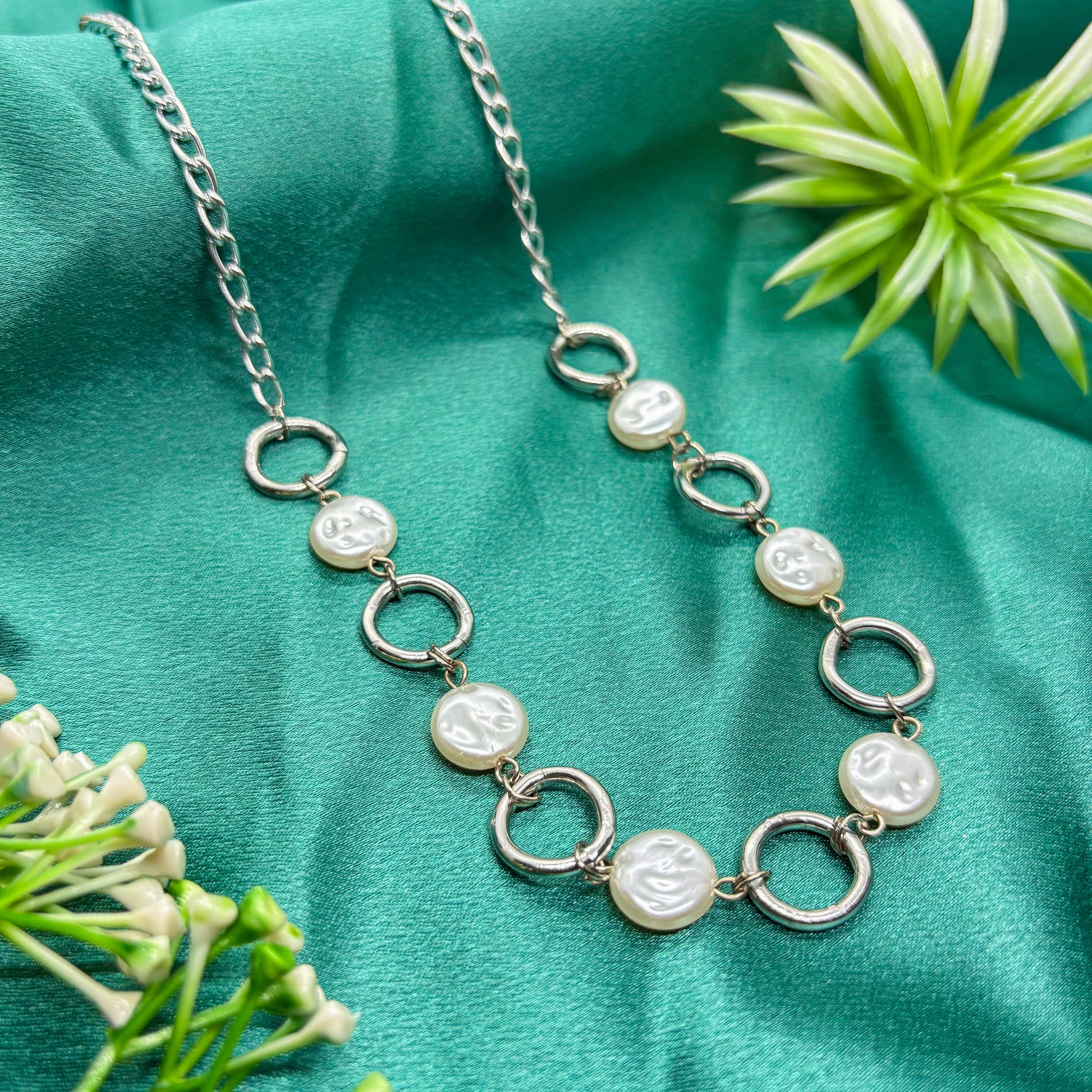 Pearl Coin Circular Link Silver Necklace