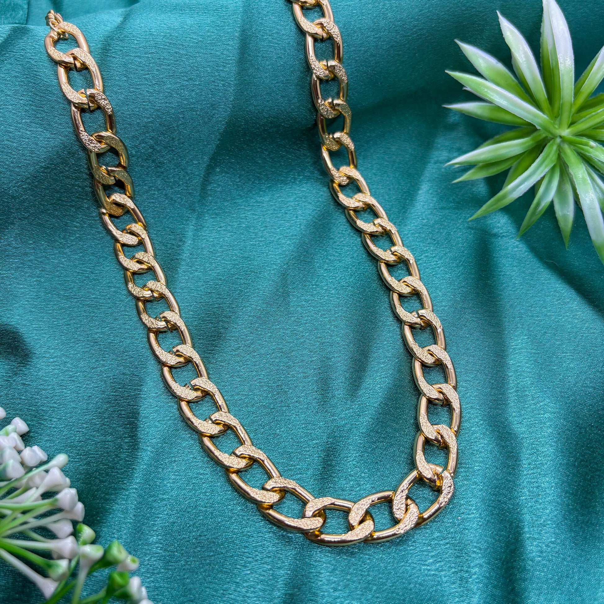 Statement Textured Gold Chain Necklace