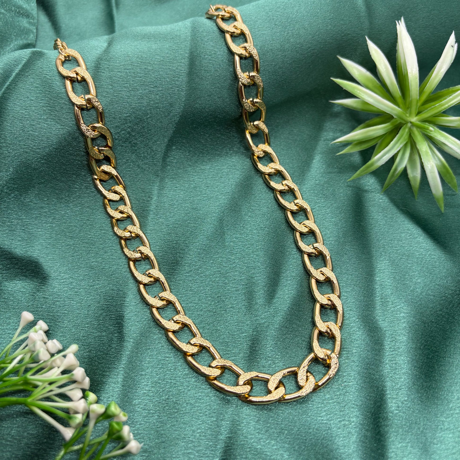 Statement Textured Gold Chain Necklace