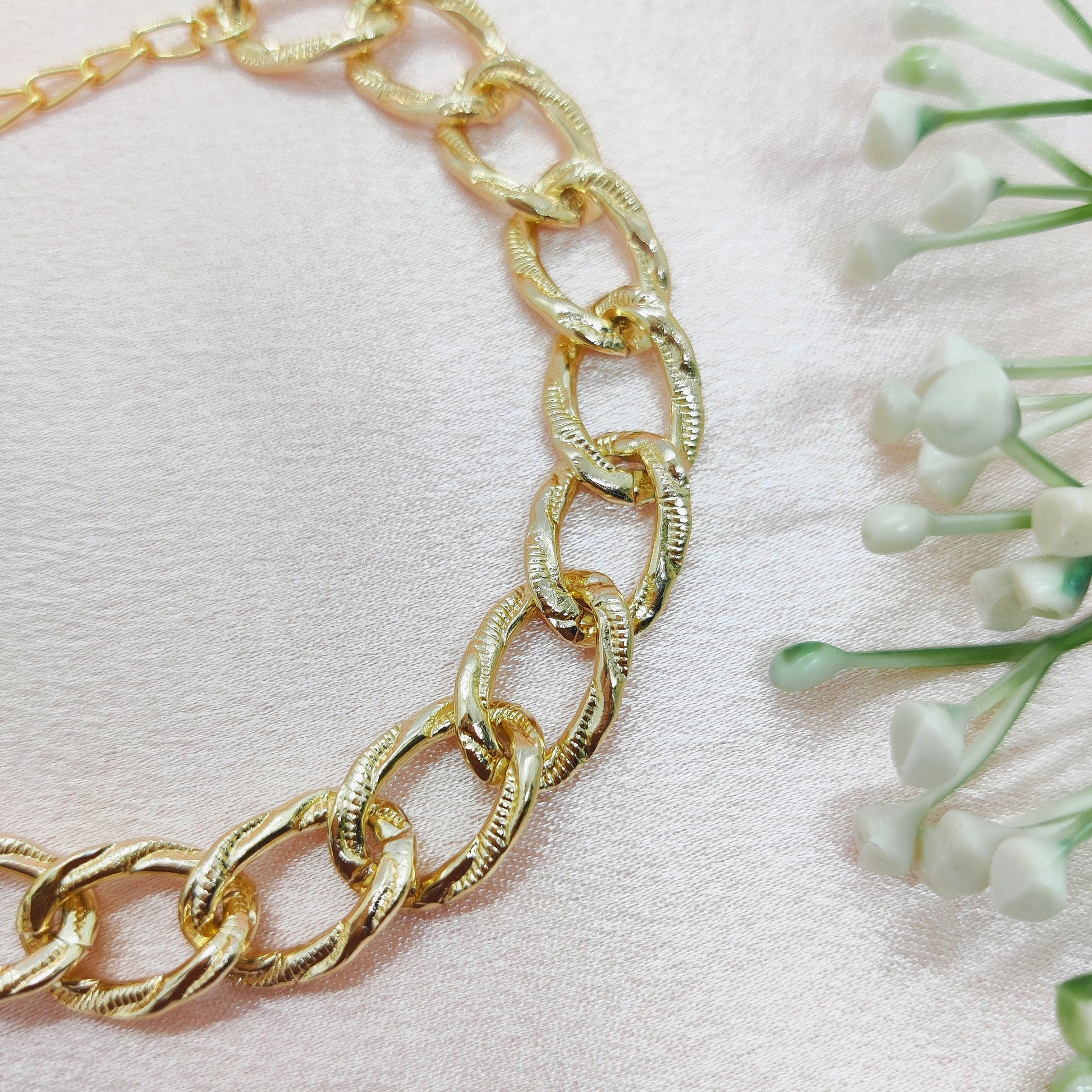 Twisted Link Chain Bracelet