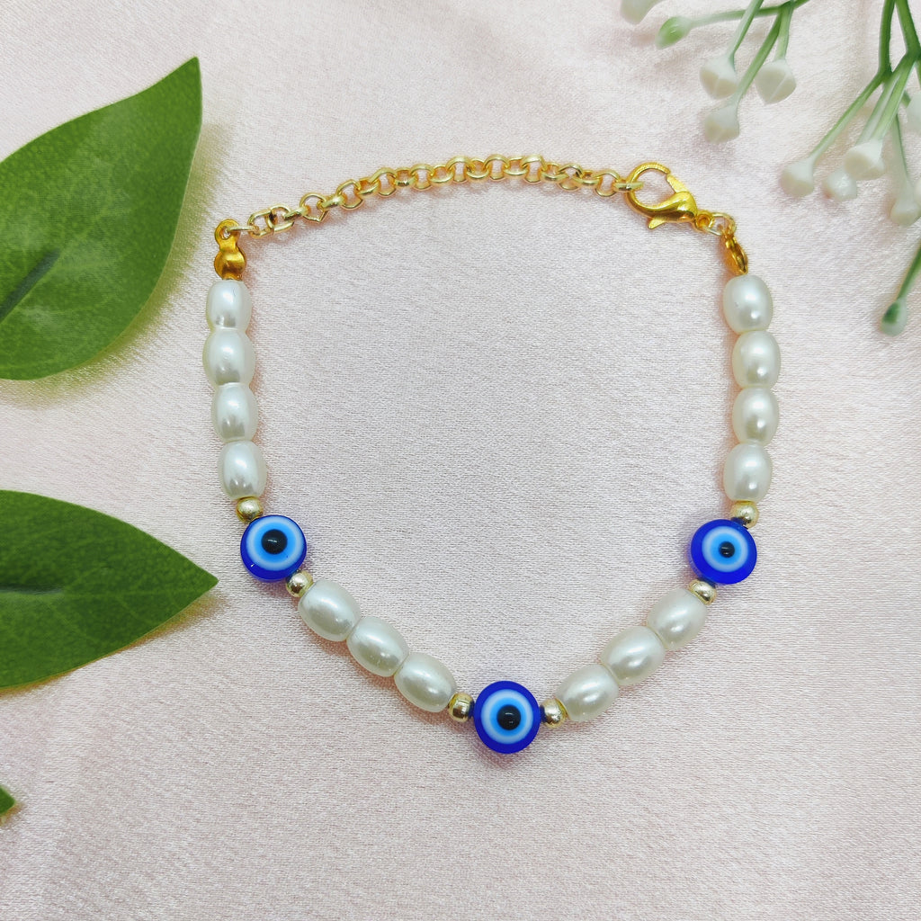 Evil Eye Pearl Bracelet