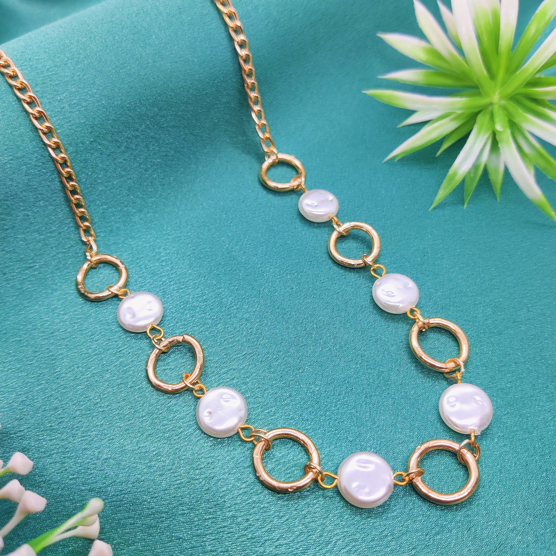 Pearl Coin Circular Link Necklace