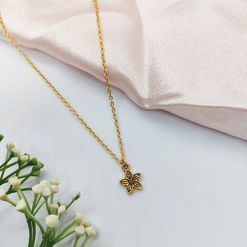 Summer Breeze Necklace Set