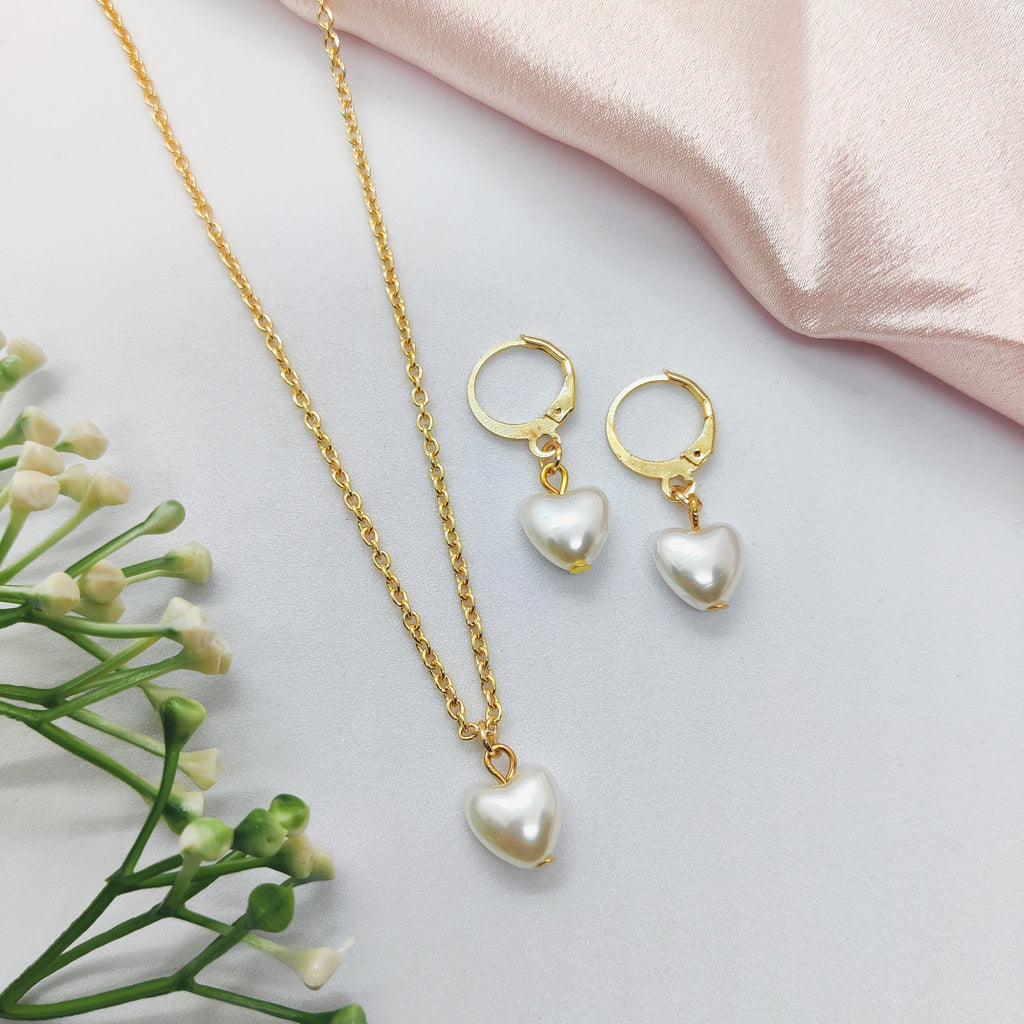 Pearl Perfection Golden Necklace Set