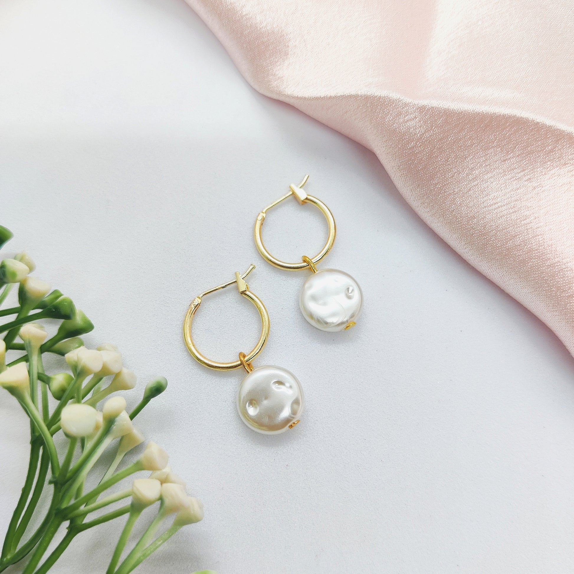 Pearl Perfection Golden Necklace Set